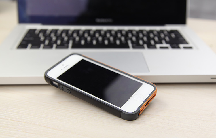 【韩国 多彩边框 iphone5/5x双色撞色硅胶软iphone4/4s手机壳】价格,厂家,图片,手机保护套/保护壳,深圳市福田区远望数码商城震轩屹通讯产品商行-